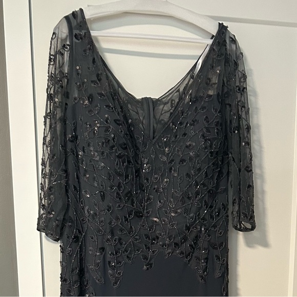 Beautiful mother of the bride dress, never worn. Steel gray color. - Picture 2 of 4